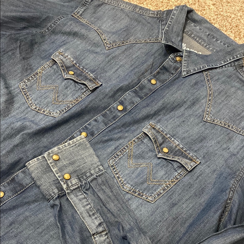Wrangler Retro Blue Long Sleeve Snap Button Denim Shirt. MVR458D WTMH80101 2XT